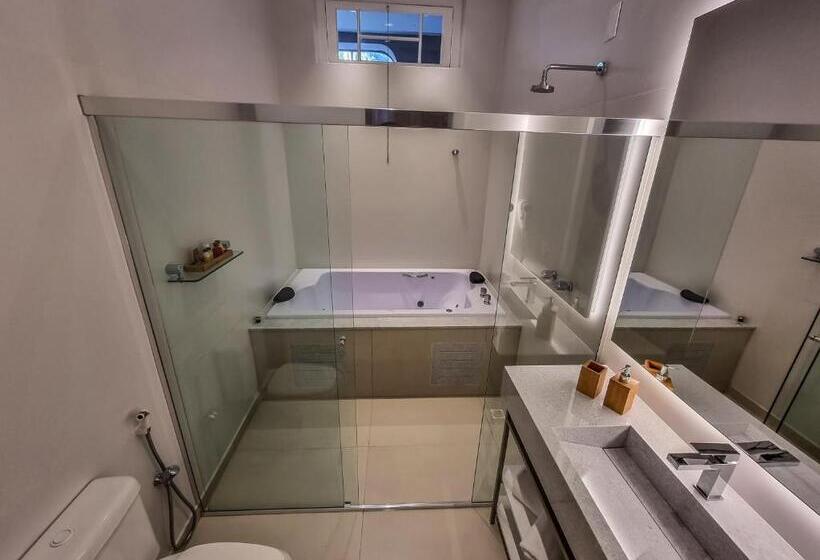 스위트 킹사이즈 침대, Mosteiro Hotel De Charme Próximo Ao Vale Dos Vinhedos