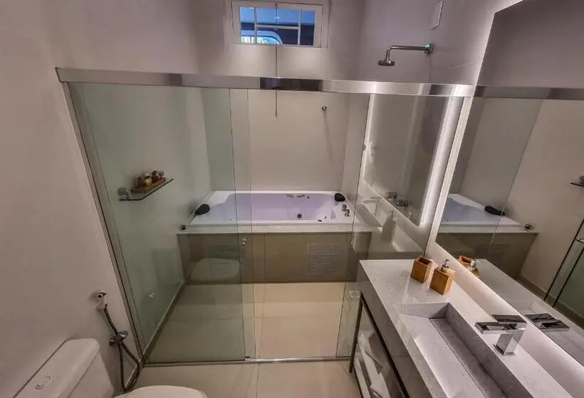 キングサイズベッドのスイートルーム, Mosteiro Hotel De Charme Próximo Ao Vale Dos Vinhedos