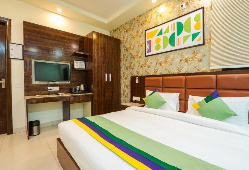 חדר אקונומי, Treebo Sunny Feast