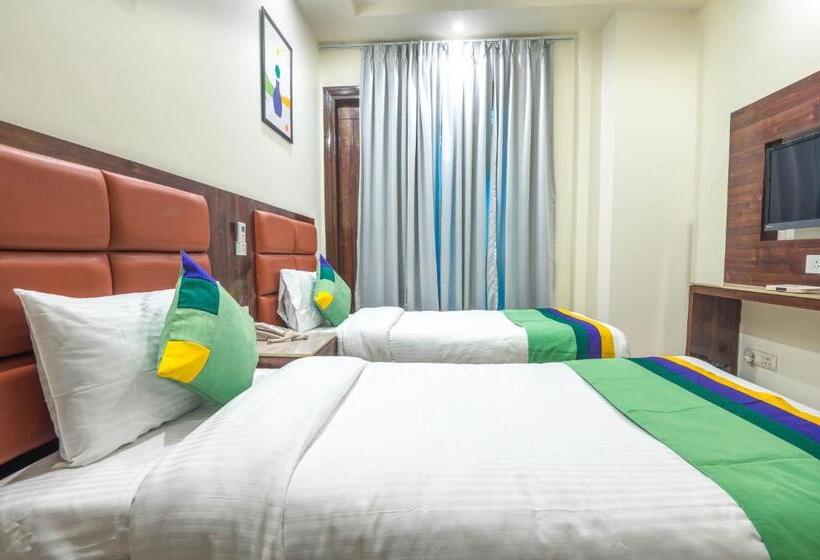 חדר דלוקס, Treebo Sunny Feast