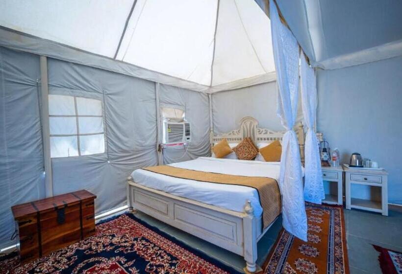 اتاق استاندارد با تخت بزرگ, Desert Dream Royal Camps & Pool