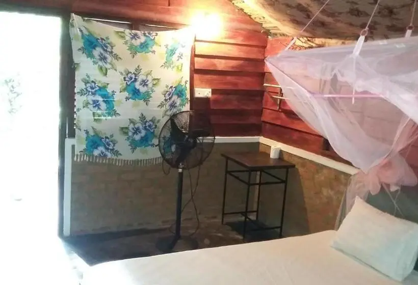 エコノミールーム, Inn On The Bay