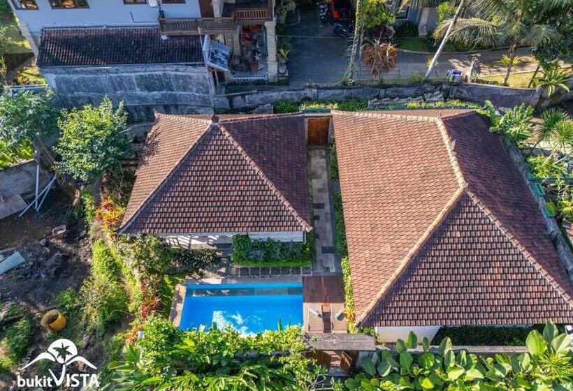 Номер Стандарт Вид на Бассейн, Rumah Taman Kutuh