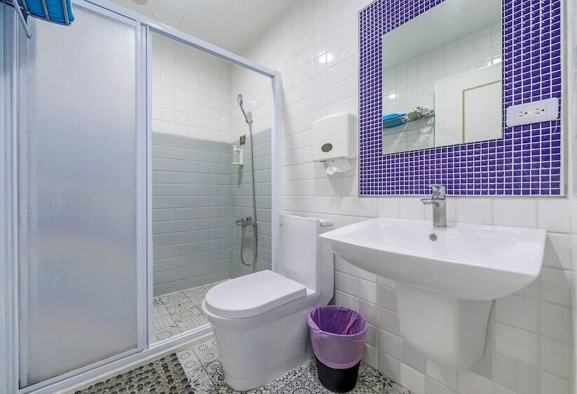 اتاق استاندارد با بالکن و چشم‌انداز دریا, Happiness Ocean View B&b