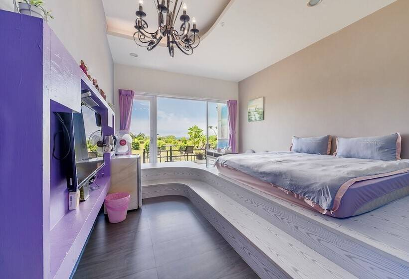 اتاق استاندارد با بالکن و چشم‌انداز دریا, Happiness Ocean View B&b