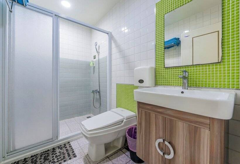 اتاق خانوادگی با چشم‌انداز دریا, Happiness Ocean View B&b