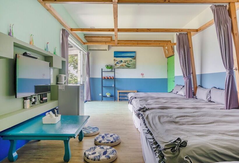 اتاق خانوادگی با چشم‌انداز دریا, Happiness Ocean View B&b