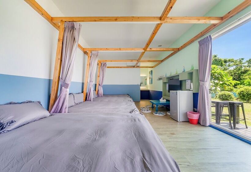 اتاق خانوادگی با چشم‌انداز دریا, Happiness Ocean View B&b