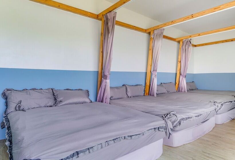 اتاق خانوادگی با چشم‌انداز دریا, Happiness Ocean View B&b