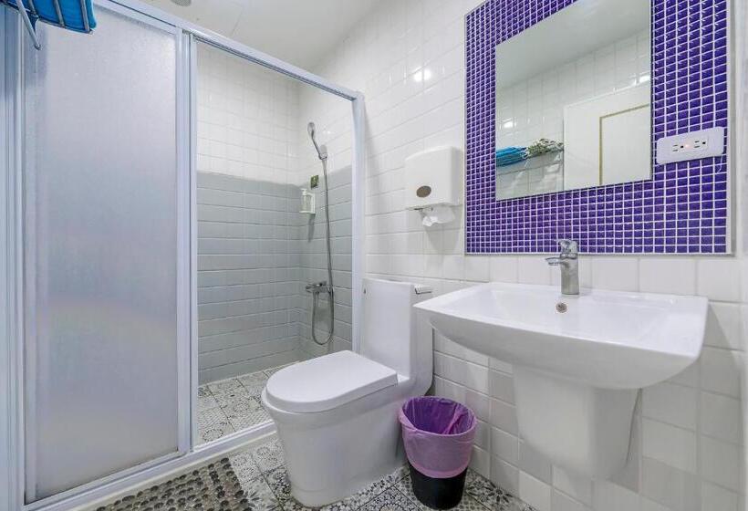 اتاق استاندارد با بالکن و چشم‌انداز دریا, Happiness Ocean View B&b