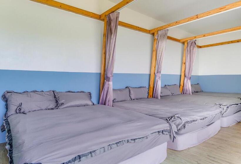 اتاق خانوادگی با چشم‌انداز دریا, Happiness Ocean View B&b