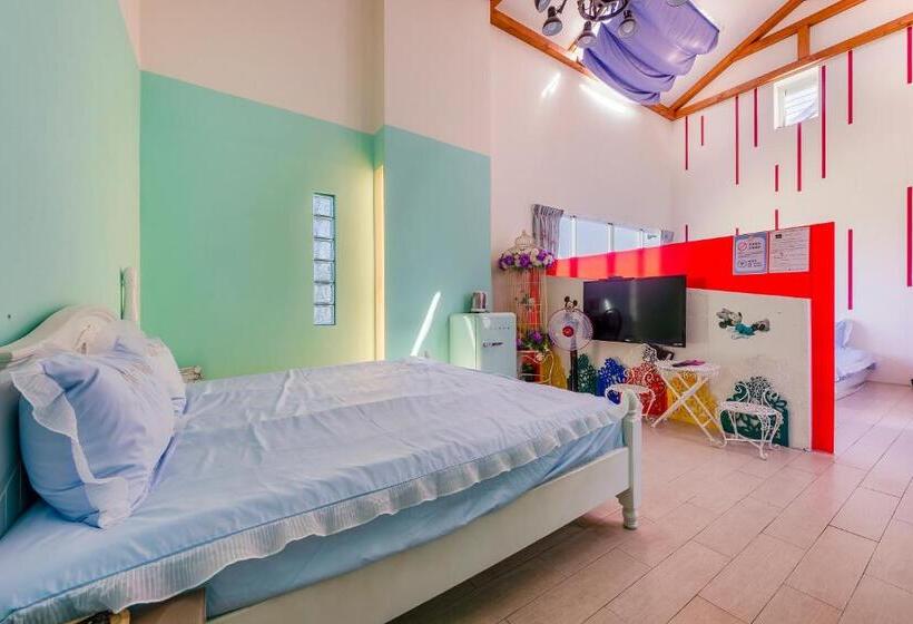 اتاق استاندارد چهار تخته با چشم‌انداز دریا, Happiness Ocean View B&b