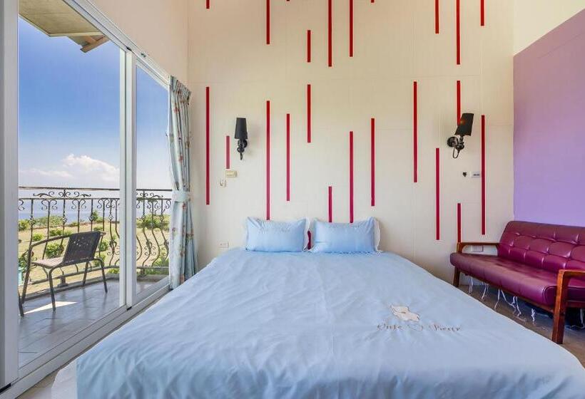 اتاق استاندارد چهار تخته با چشم‌انداز دریا, Happiness Ocean View B&b