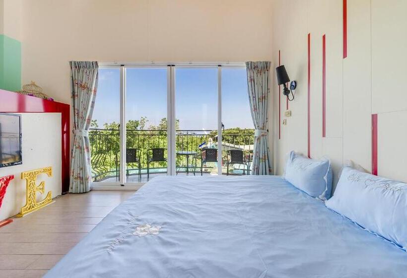 اتاق استاندارد چهار تخته با چشم‌انداز دریا, Happiness Ocean View B&b