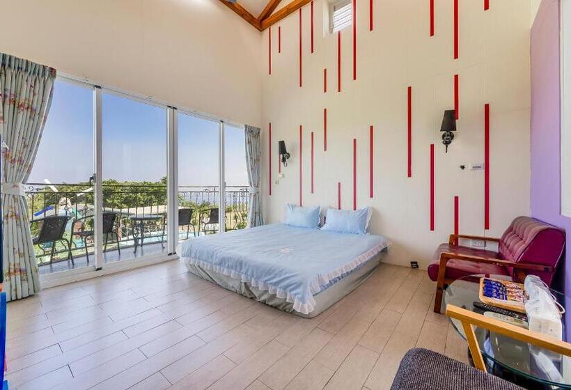 اتاق استاندارد چهار تخته با چشم‌انداز دریا, Happiness Ocean View B&b