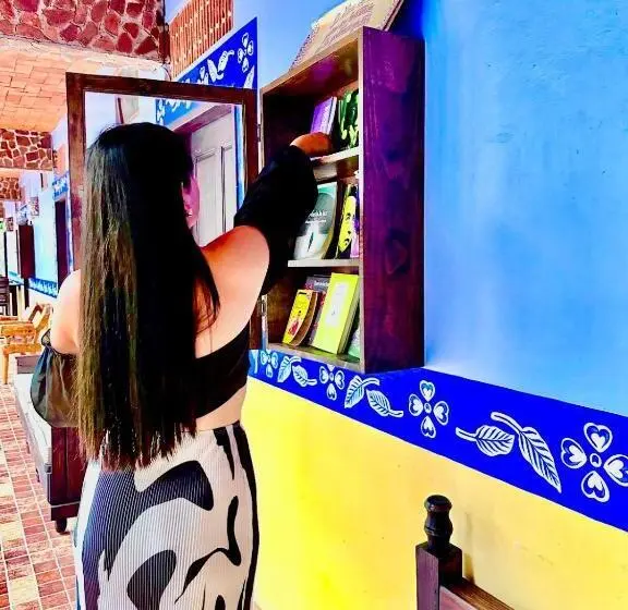 ファミリールーム, Pedregal