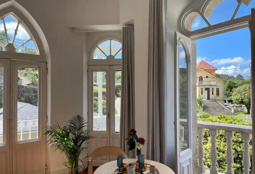 سوئیت با بالکن, Villa Boutique 1880