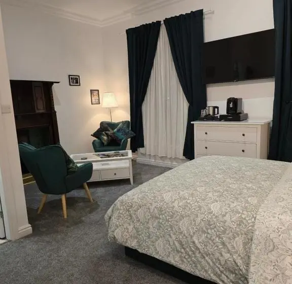 اتاق لوکس با تخت بزرگ, Rooms At The Boot And Shoe