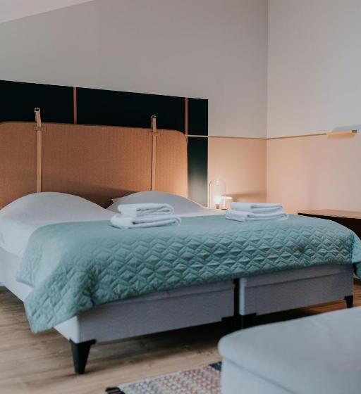 חדר סטנדרט, Hei15