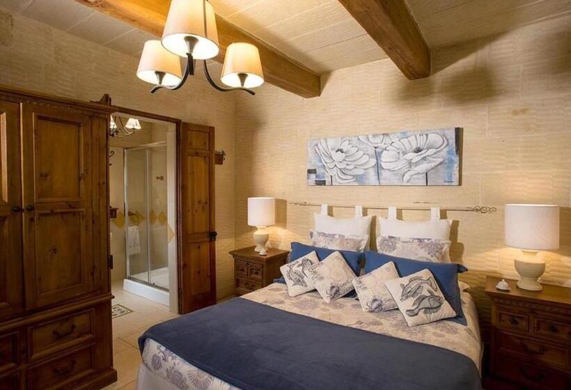 اتاق استاندارد, Betty Cake B&b