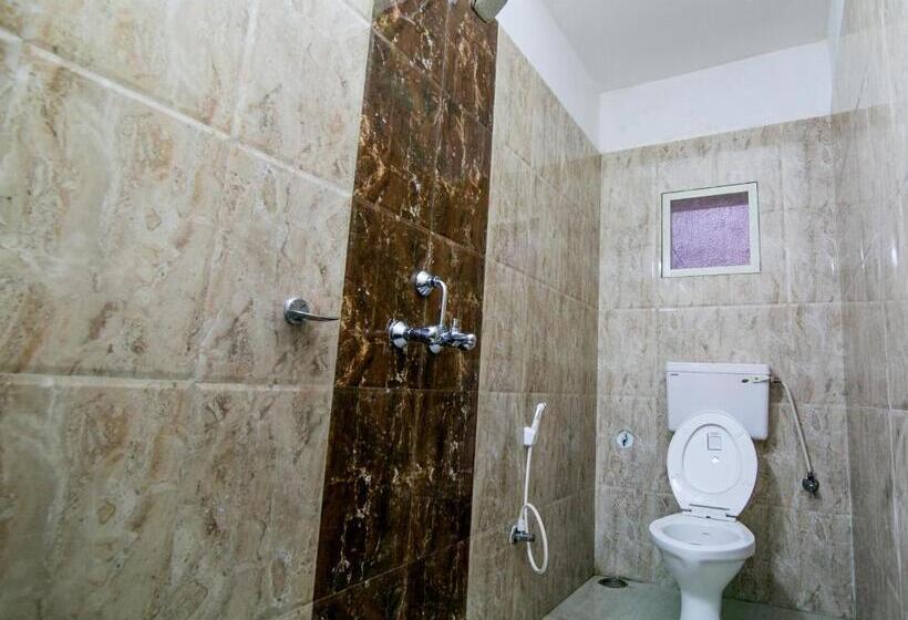 חדר סטנדרט, Akashdeep