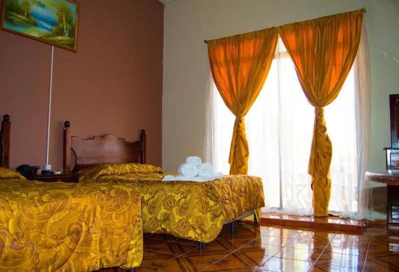 اتاق استاندارد چهار تخته, Antigua Comayagua