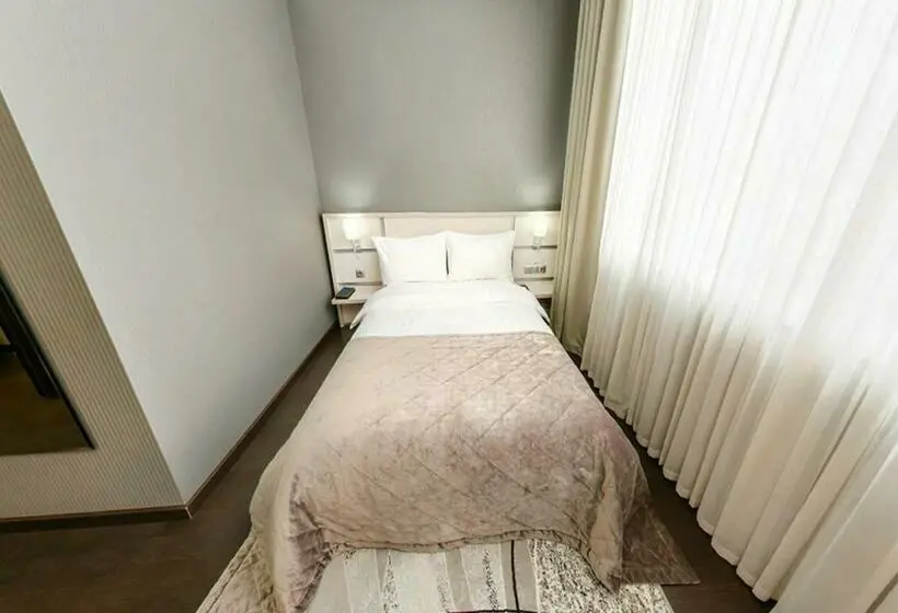 Habitació Individual Clàssica, Arena