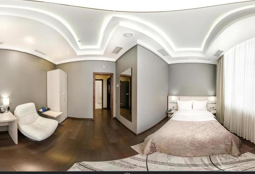 اتاق کلاسیک یک تخته, Arena