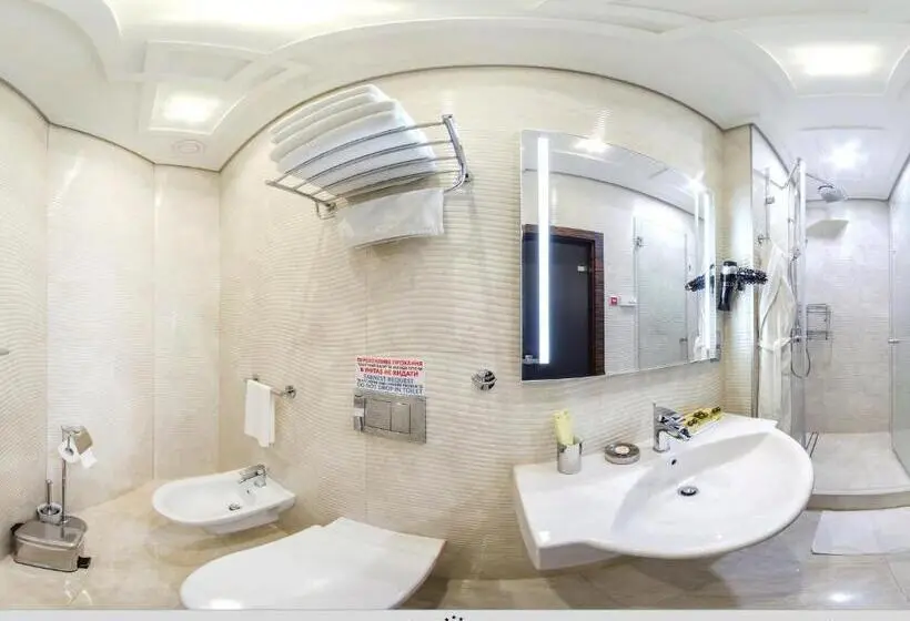 Habitació Deluxe, Arena