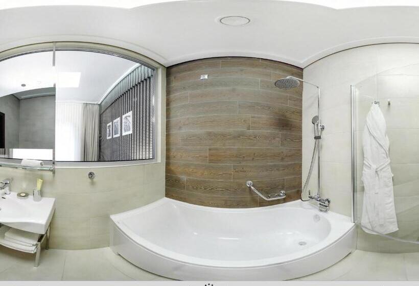 اتاق کلاسیک, Arena