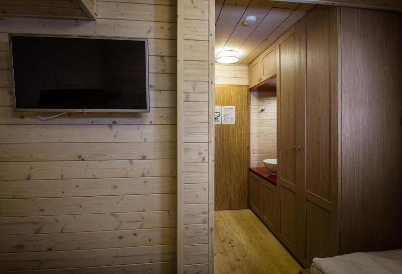 Номер Стандарт, Björnson Jasná & Björnson Tree Houses