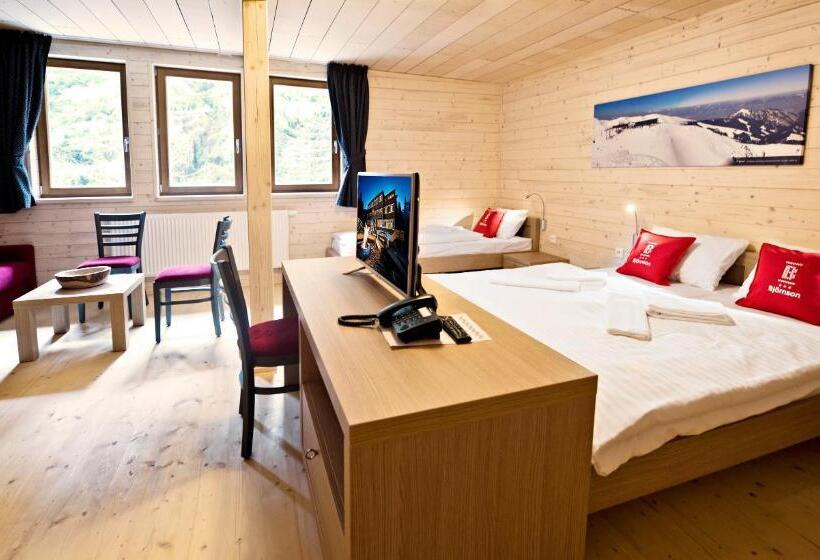 Номер Стандарт Трехместный, Björnson Jasná & Björnson Tree Houses