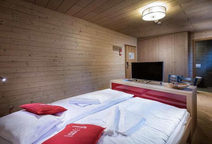 Номер Стандарт, Björnson Jasná & Björnson Tree Houses