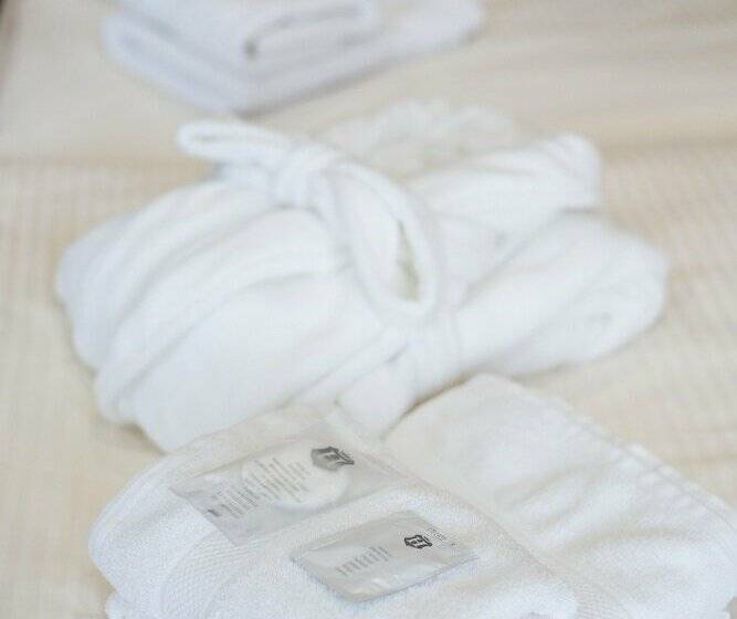 غرفة كومفورت, Bristol