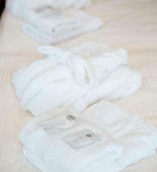 غرفة كومفورت, Bristol