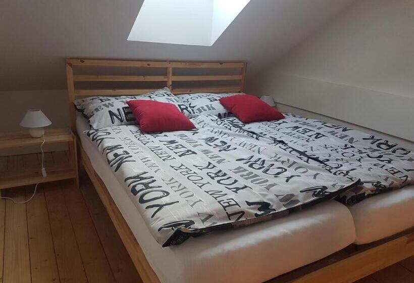 إستوديو قياسى, Bristol