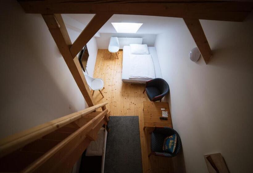 إستوديو قياسى, Bristol