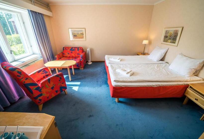 标准间, Karolineburg Manor House