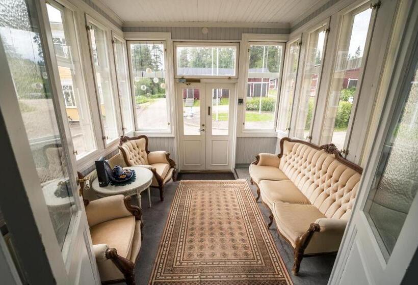 标准间, Karolineburg Manor House