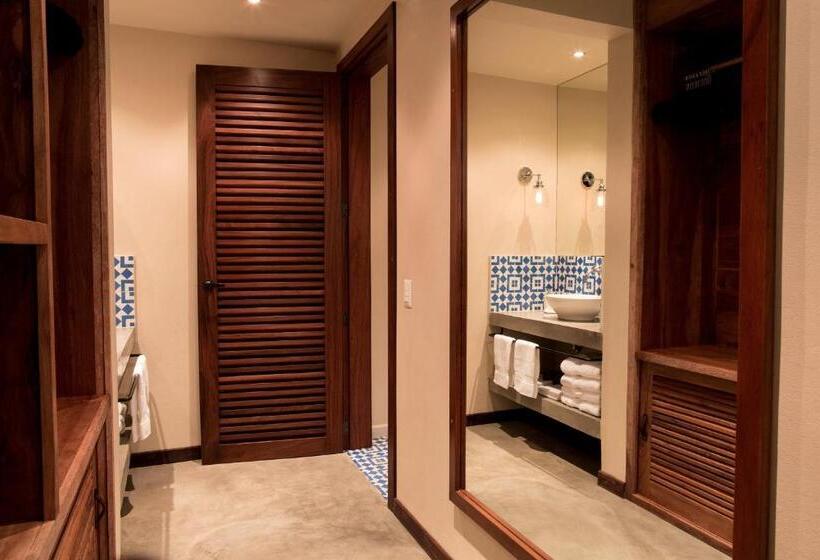 主人套房, Meson Nadi