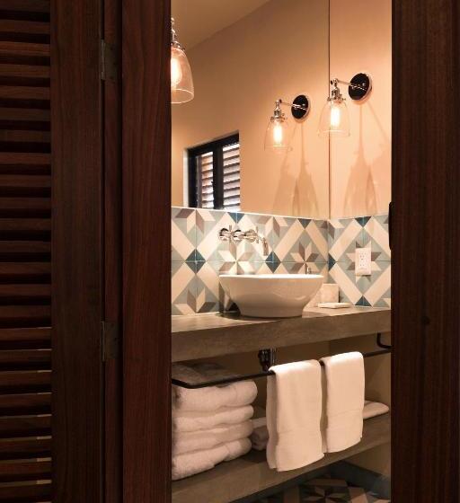 家庭间, Meson Nadi