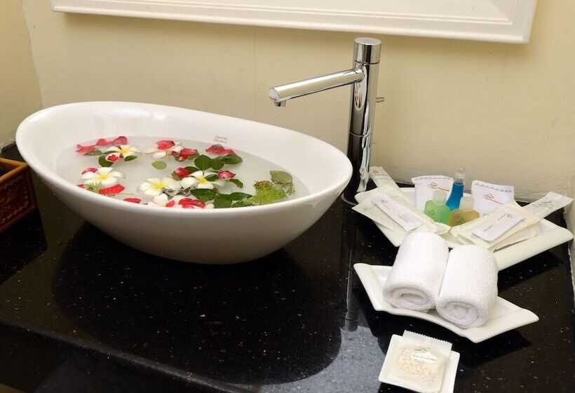 سوییت اجرایی, Mount Pleasant