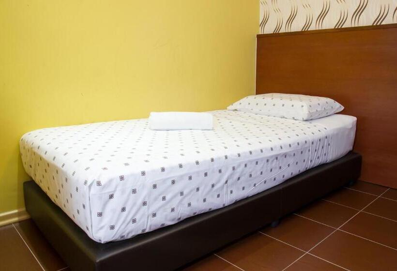 חדר סטנדרט יחיד, Remember Hotel Batu Pahat