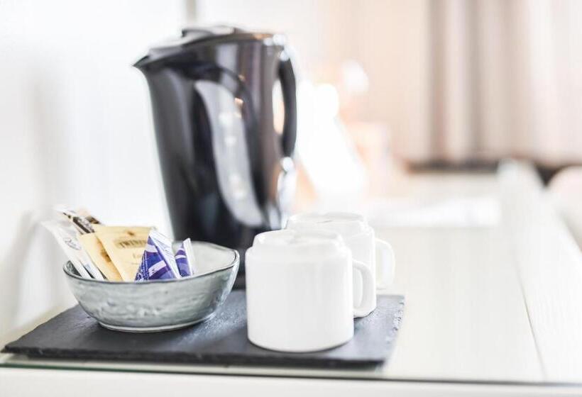 غرفة سوبيريور مطلّة علي البحر, Sea Front