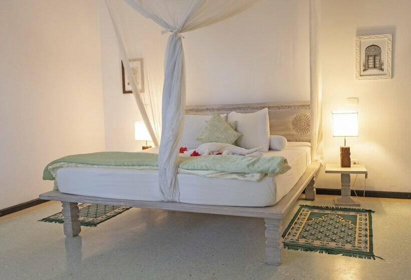 سوییت جونیور, Pongwe Bay Resort