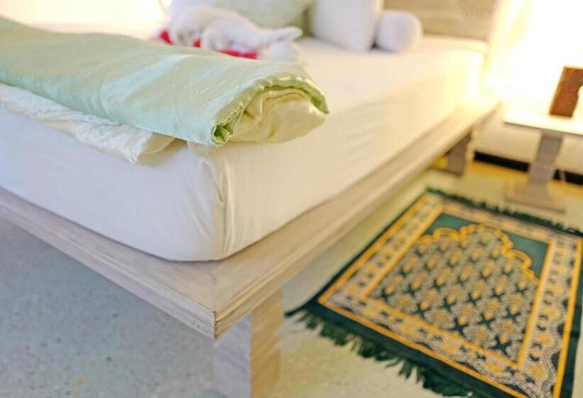 سوییت جونیور, Pongwe Bay Resort