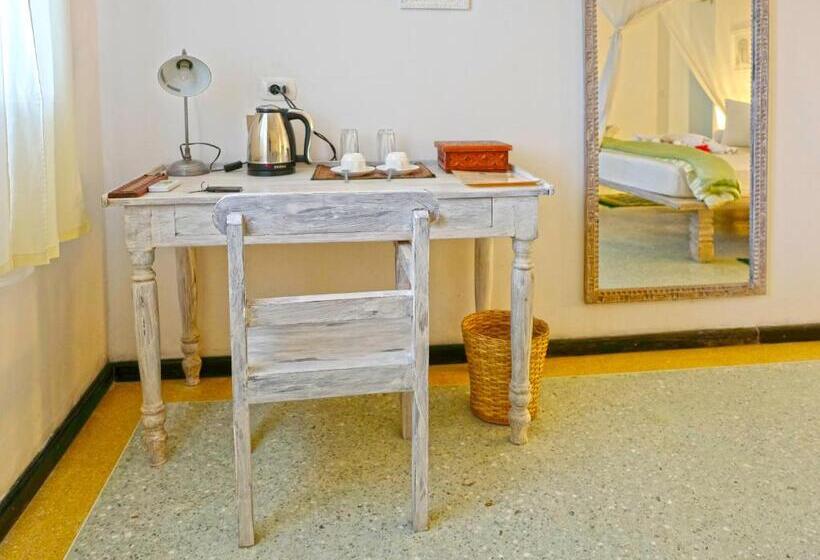 سوییت جونیور, Pongwe Bay Resort