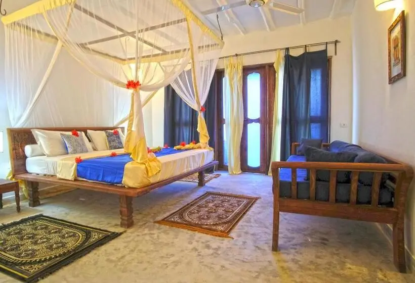 Perhehuone Puutarhanäkymä, Pongwe Bay Resort