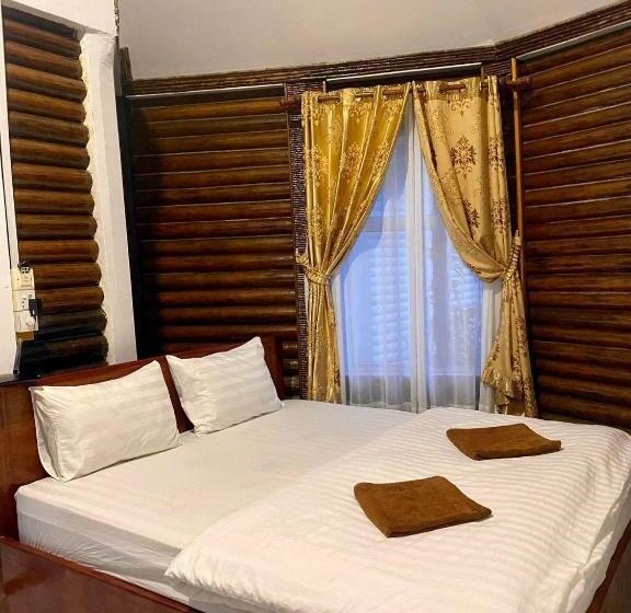 بانگلوی استاندارد, M'pay Bay Guesthouse