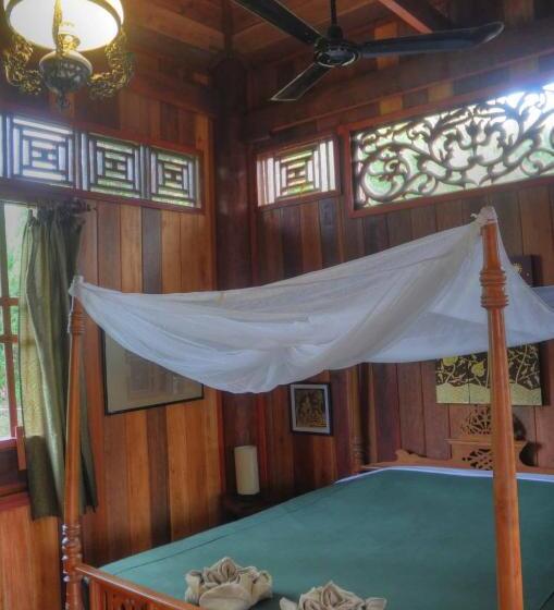 سوئیت جونیور با چشم‌انداز باغ, Soriyabori Resort